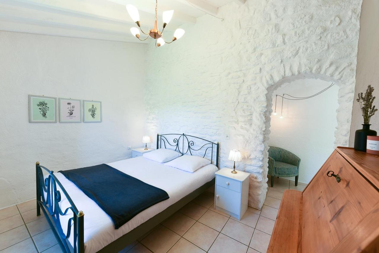 Auberge La Plaine Chabrillan Экстерьер фото